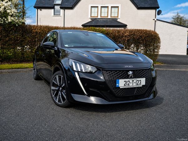 Peugeot 208 Hatchback, Petrol, 2021, Black