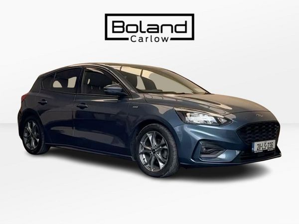 Ford Focus Hatchback, Diesel, 2021, Blue