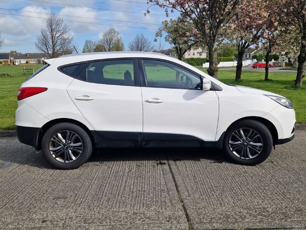 Hyundai ix35 SUV, Diesel, 2014, White
