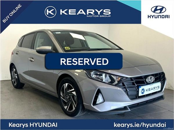 Hyundai i20 Hatchback, Petrol, 2023, Grey
