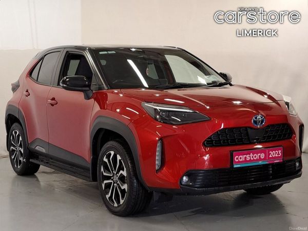 Toyota Yaris Cross Hatchback, Petrol Hybrid, 2023, Red