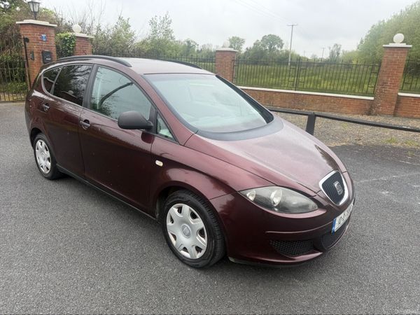 SEAT Altea MPV, Diesel, 2010, Red