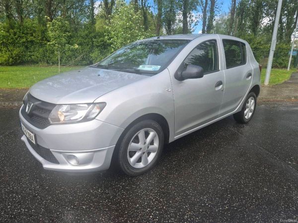 Dacia Sandero Hatchback, Petrol, 2016, Silver