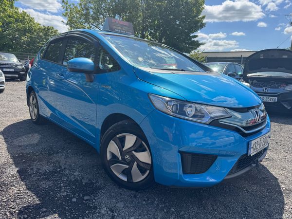 Honda Fit Hatchback, Petrol Hybrid, 2013, Blue
