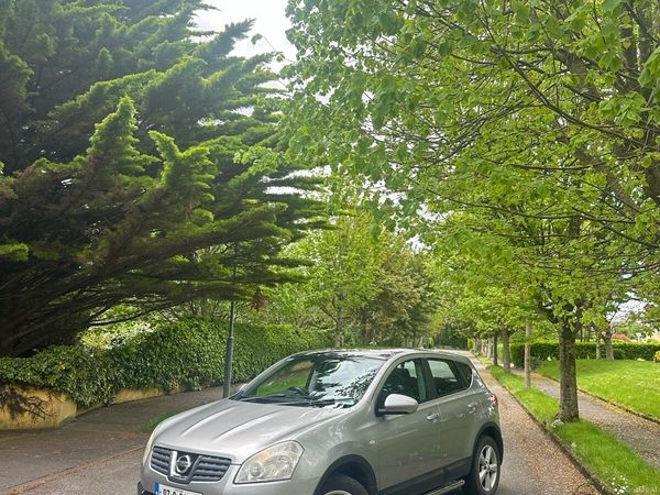 Nissan Qashqai Hatchback, Petrol, 2007, Silver