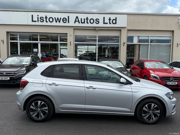 Volkswagen Polo Hatchback, Petrol, 2018, Silver