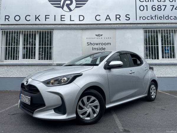 Toyota Yaris Hatchback, Petrol Hybrid, 2020, Silver