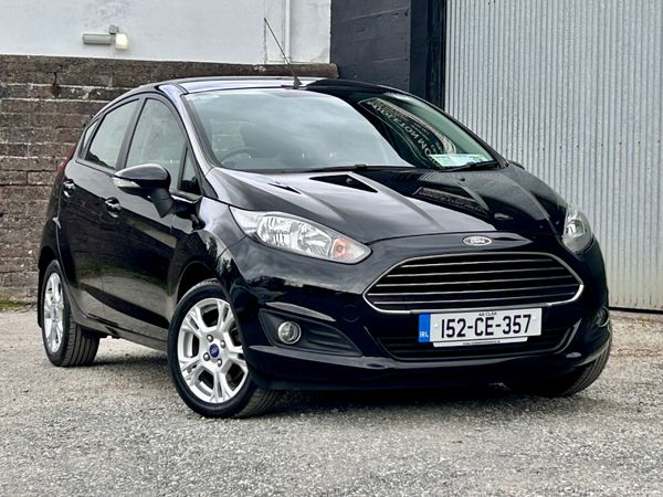 Ford Fiesta Hatchback, Petrol, 2015, Black
