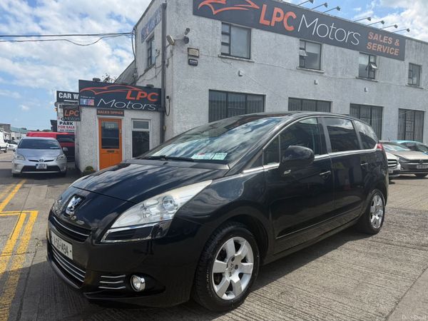 Peugeot 5008 MPV, Diesel, 2011, Black