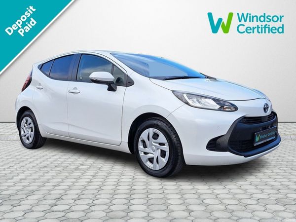 Toyota Aqua Hatchback, Petrol Hybrid, 2021, White