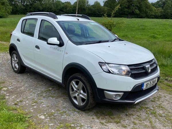 Dacia Sandero Stepway Hatchback, Petrol, 2016, White