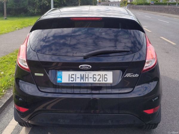 Ford Fiesta Hatchback, Petrol, 2015, Black