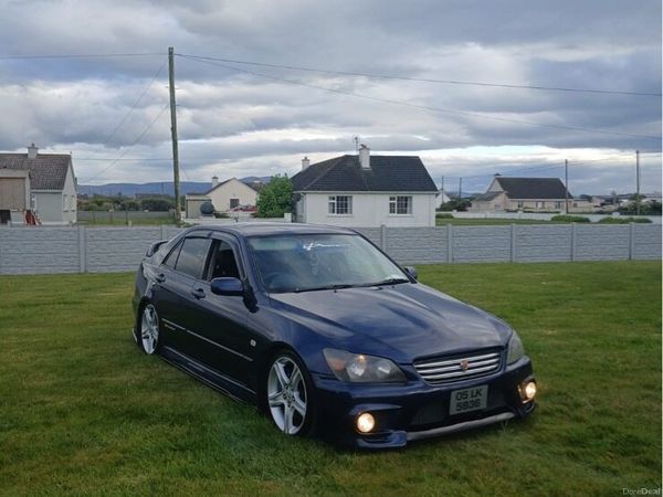 Lexus IS Saloon, Petrol, 2005, Blue