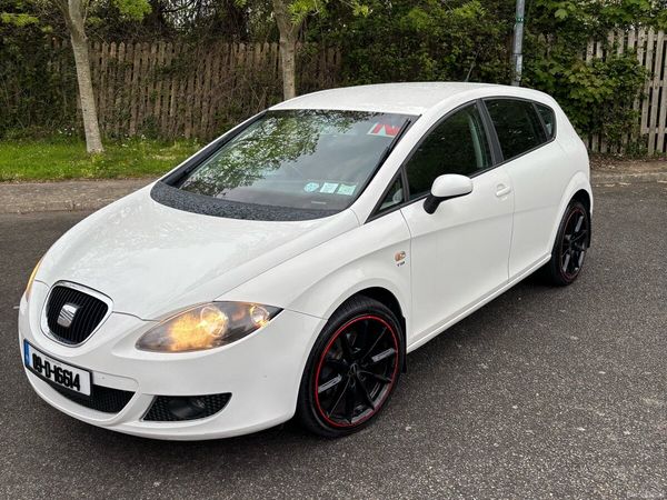 SEAT Leon Hatchback, Petrol, 2009, White