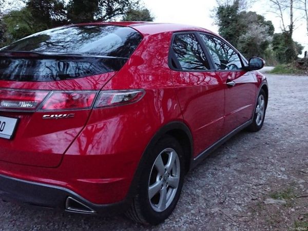 Honda Civic Hatchback, Petrol, 2011, Red