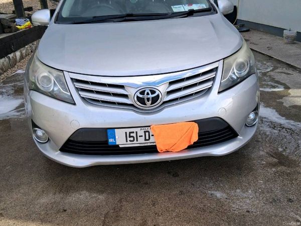 Toyota Avensis Saloon, Diesel, 2015, Silver