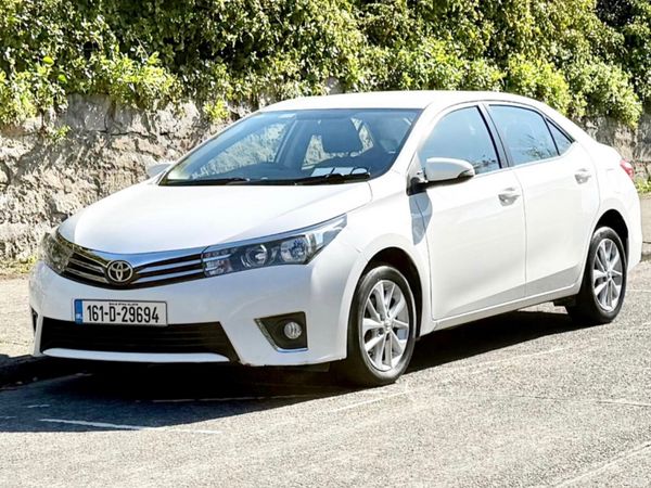 Toyota Corolla Saloon, Petrol, 2016, White