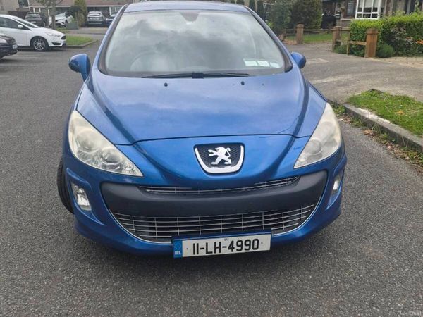 Peugeot 308 Hatchback, Diesel, 2011, Blue