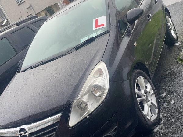 Opel Corsa Hatchback, Petrol, 2010, Black