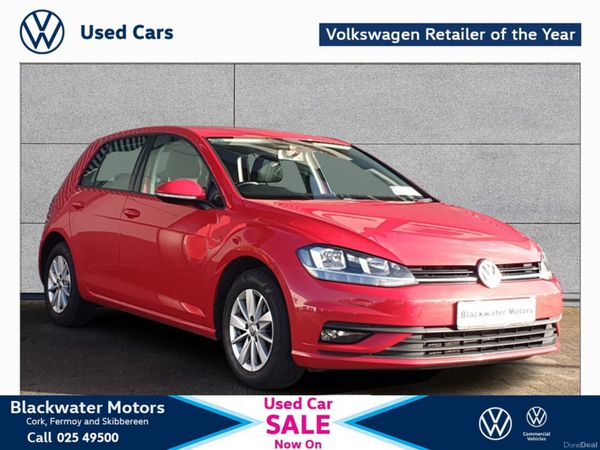 Volkswagen Golf Estate, Diesel, 2021, Red