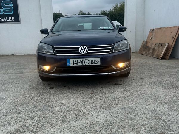 Volkswagen Passat Saloon, Diesel, 2014, Blue