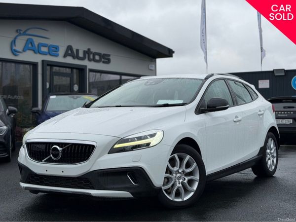Volvo V40 Hatchback, Diesel, 2018, White
