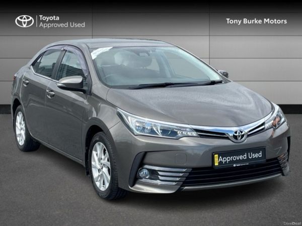 Toyota Corolla Saloon, Petrol, 2018, Grey