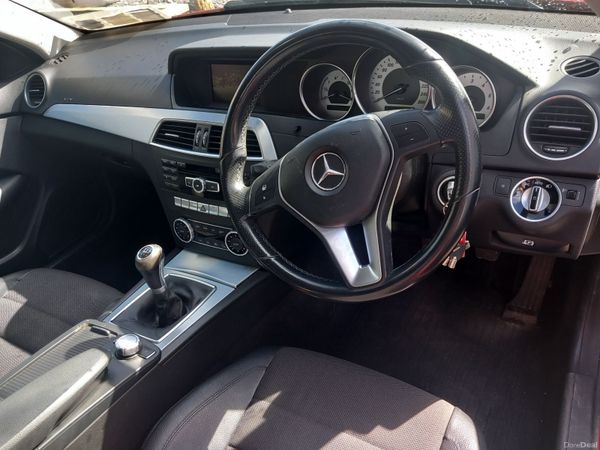 Mercedes-Benz C-Class Coupe, Diesel, 2013, Red
