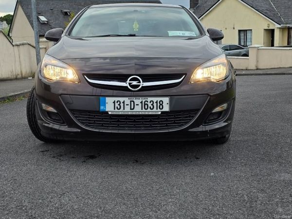 Opel Astra Saloon, Petrol, 2013, Brown