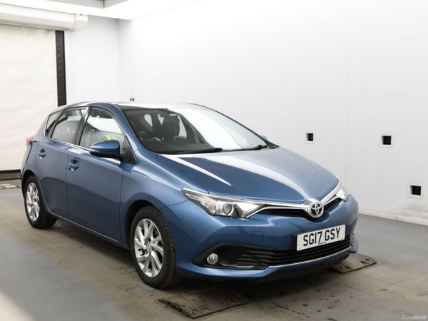 Toyota Auris Hatchback, Petrol, 2017, Blue