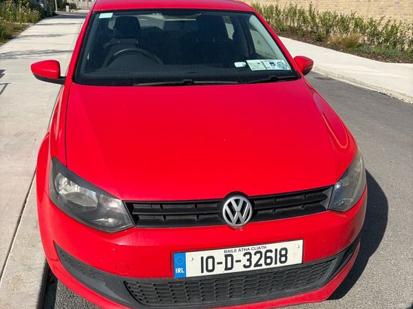 Volkswagen Polo Hatchback, Petrol, 2010, Red