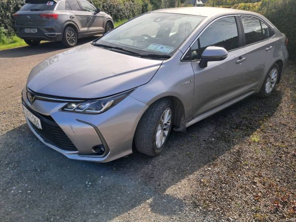 Toyota Corolla Saloon, Petrol Hybrid, 2021, Grey