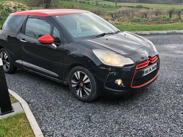Citroen DS 3 Hatchback, Diesel, 2013, Black