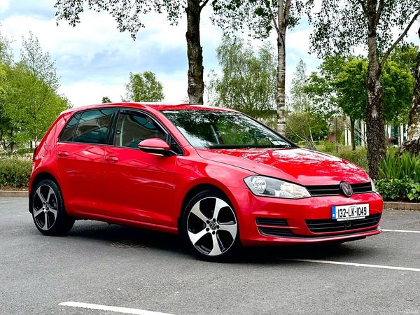 Volkswagen Golf Hatchback, Diesel, 2013, Red