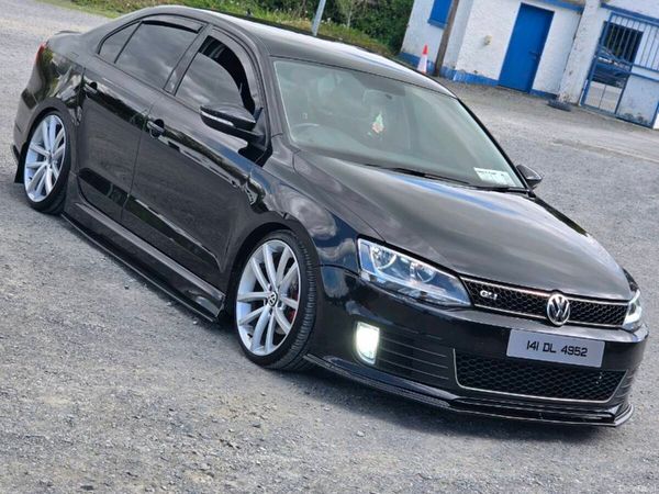 Volkswagen Jetta Saloon, Diesel, 2014, Black
