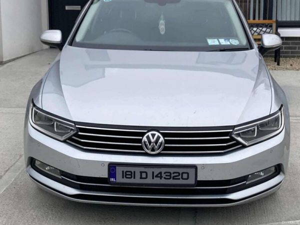 Volkswagen Passat Saloon, Diesel, 2018, Grey