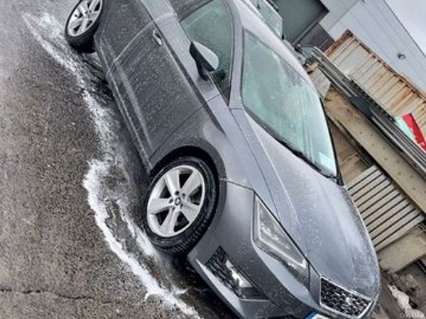 SEAT Leon Hatchback, Diesel, 2013, Grey