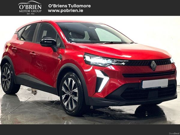 Renault Captur Hatchback, Petrol, 2025, Red