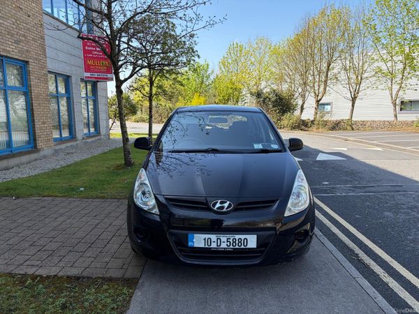 Hyundai i20 Hatchback, Petrol, 2010, Black