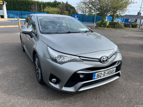 Toyota Avensis Saloon, Diesel, 2016, Grey