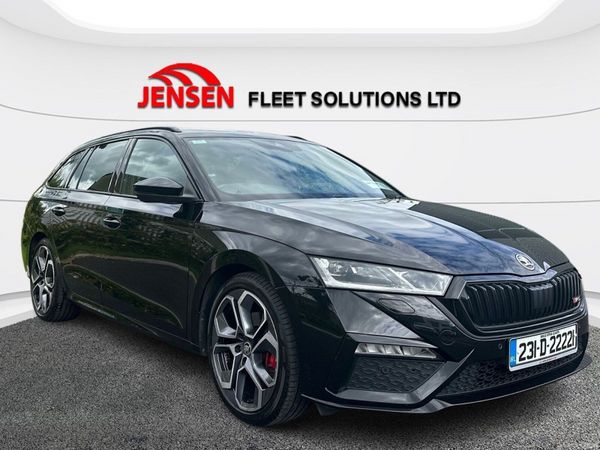 Skoda Octavia Estate, Diesel, 2023, Black