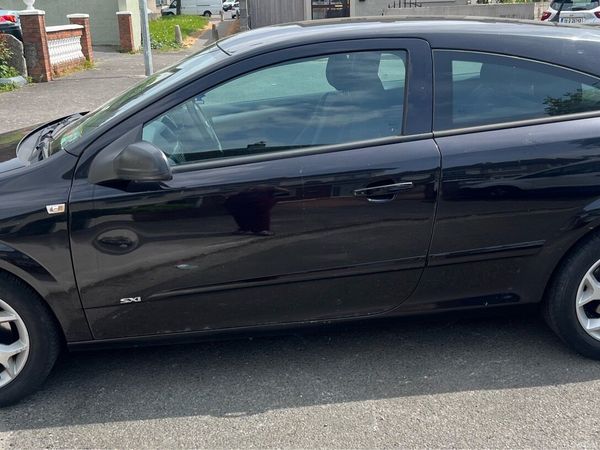 Opel Astra Hatchback, Petrol, 2008, Black