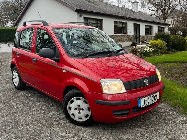 Fiat Panda Hatchback, Petrol, 2011, Red