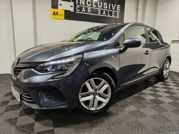 Renault Clio Hatchback, Petrol, 2022, Grey