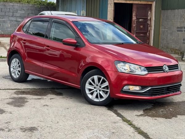 Volkswagen Polo Hatchback, Petrol, 2015, Red