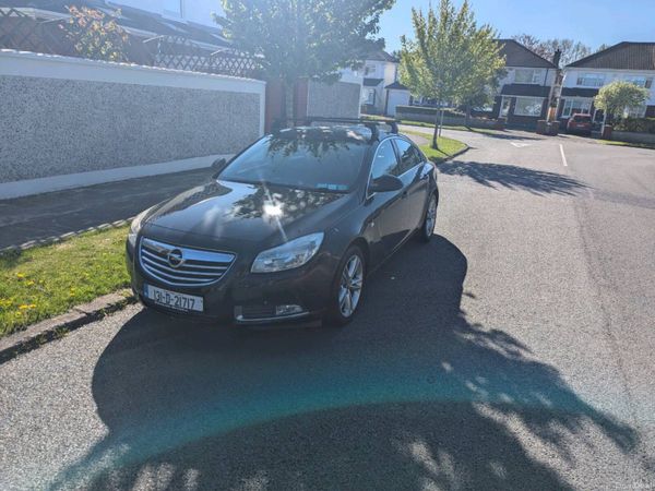 Opel Insignia MPV, Diesel, 2013, Black
