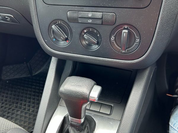 Volkswagen Golf Hatchback, Petrol, 2006, Black