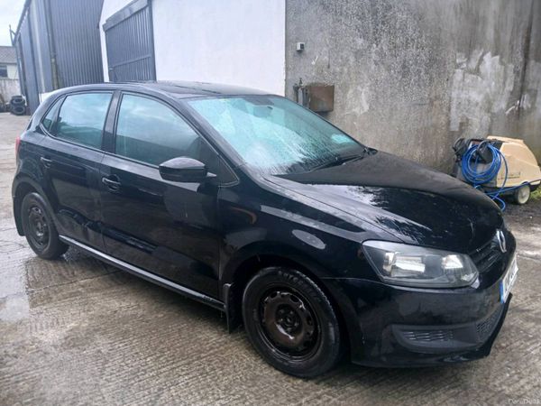 Volkswagen Polo Hatchback, Petrol, 2010, Black