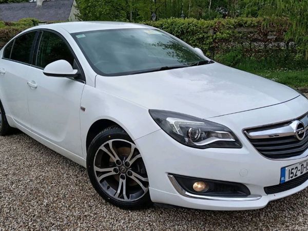 Opel Insignia Saloon, Diesel, 2015, White