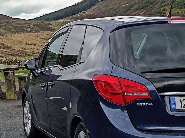 Vauxhall Meriva MPV, Diesel, 2012, Blue